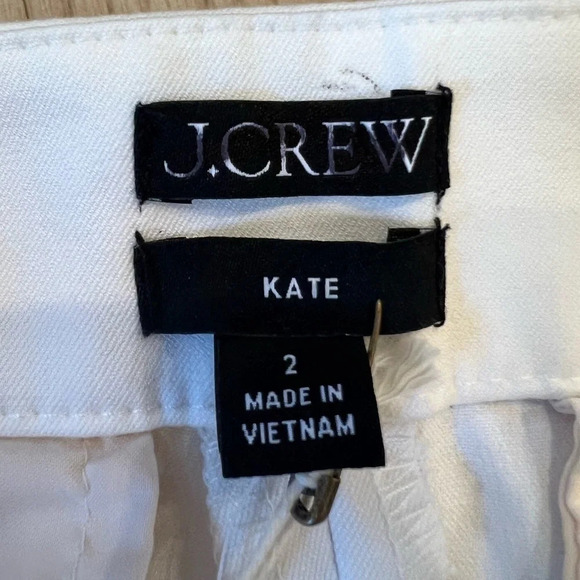 J crew Kate pant size 2 NWT Very small, faint ink mark on front leg see pic - Picture 9 of 9